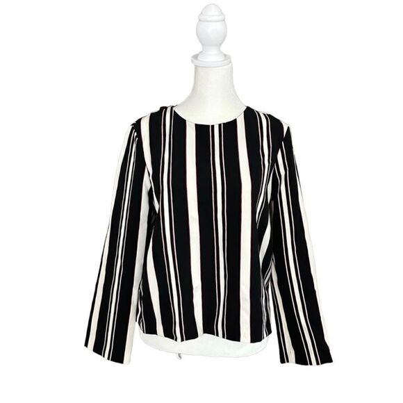 Zara Woman Black Red & White Stripe Collarless Cropped Blouse Size Medium - Picture 1 of 11